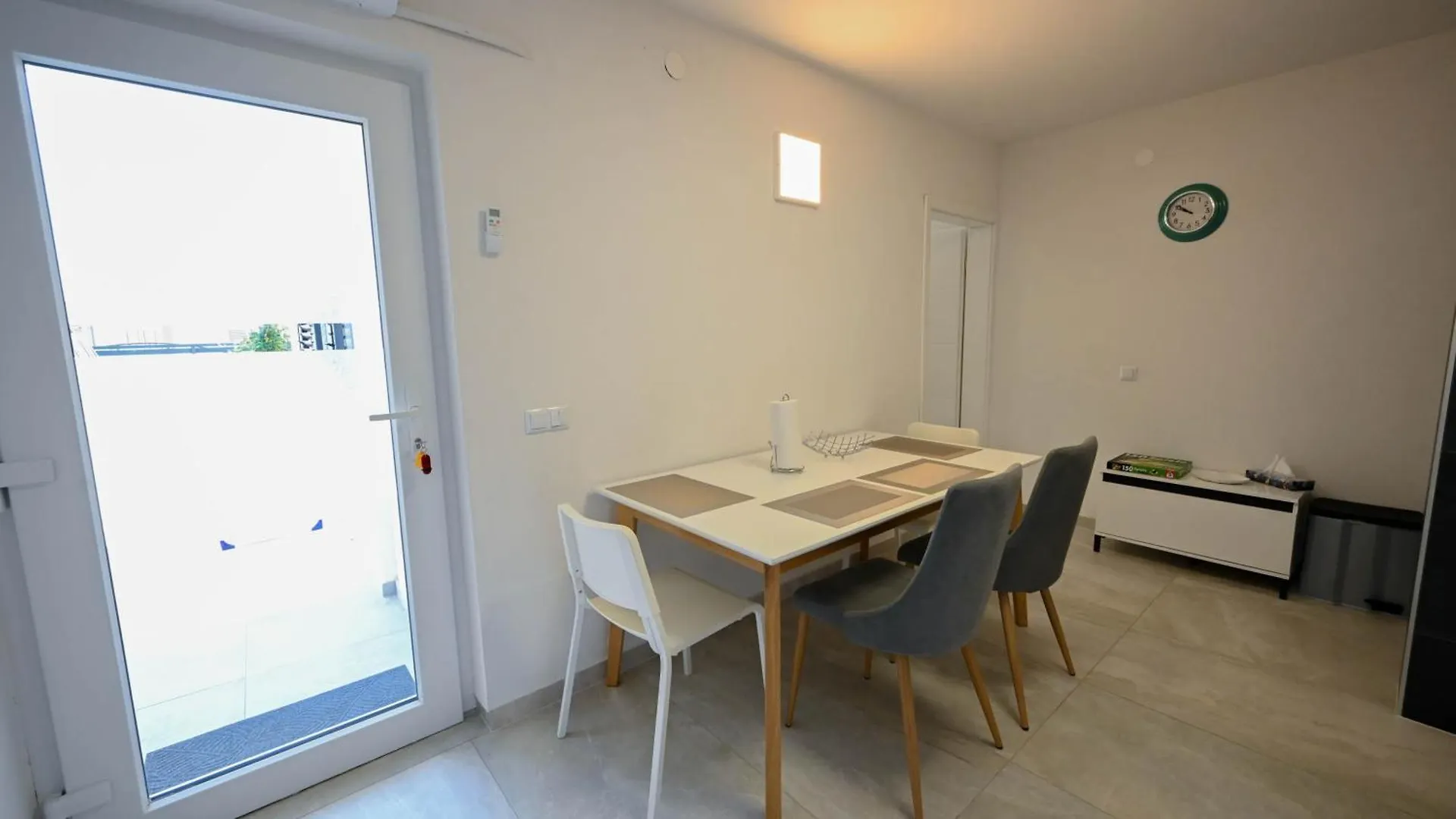 Casa Mira Apartments Ližnjan